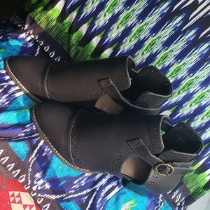 black cutout booties
